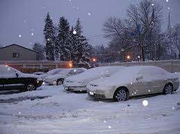 雪の中に車を放置しても大丈夫 痛むことは バッテリーは 銀の風